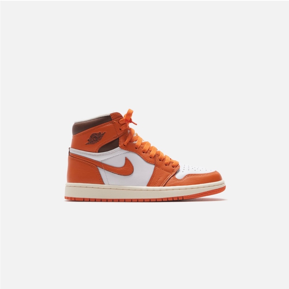 Women’s Air Jordan 1 Retro High OG- Starfish - Picture 3 of 4